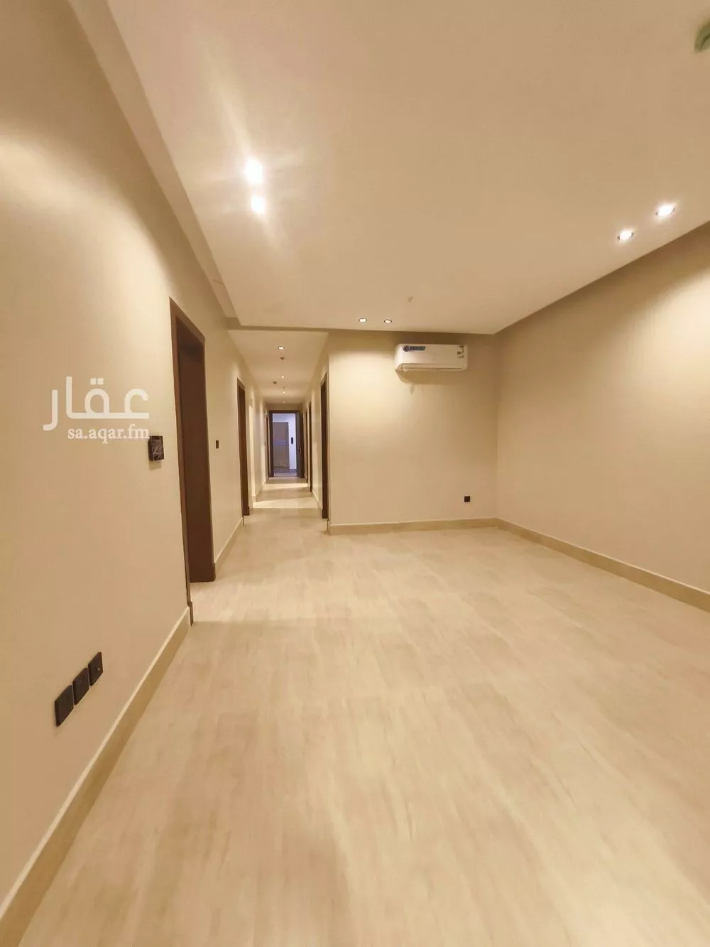 شقة 5 غرف في الحمرا 2