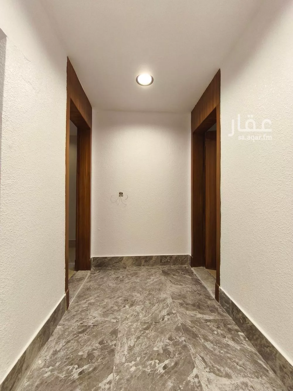 شقة 5 غرف في الحمرا 3