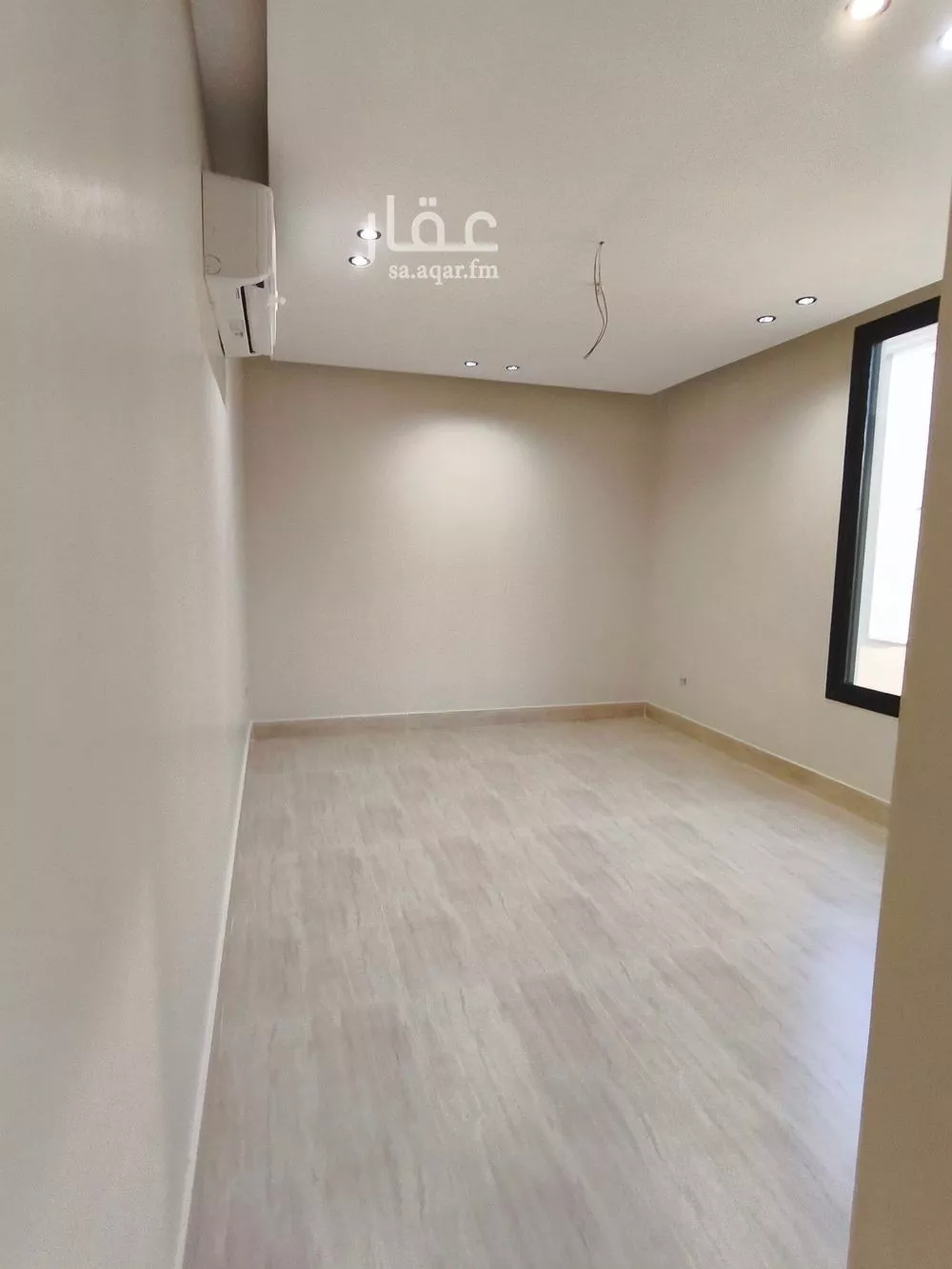 شقة 5 غرف في الحمرا 2