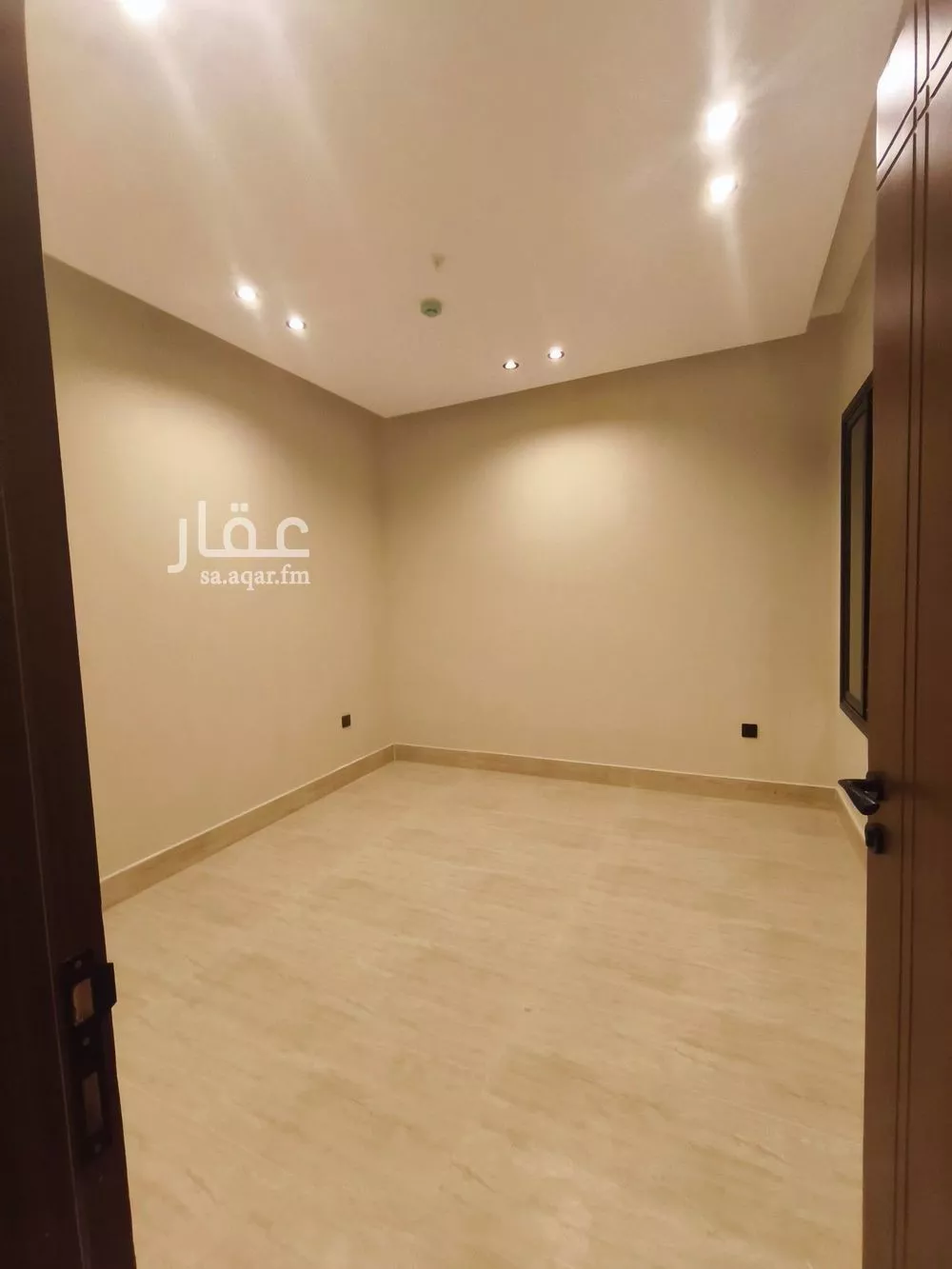 شقة 5 غرف في الحمرا 5