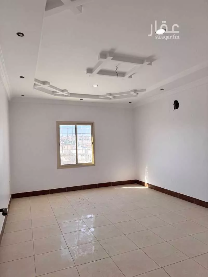 6 bedroom apartment in Dana Al Shamaliah 3