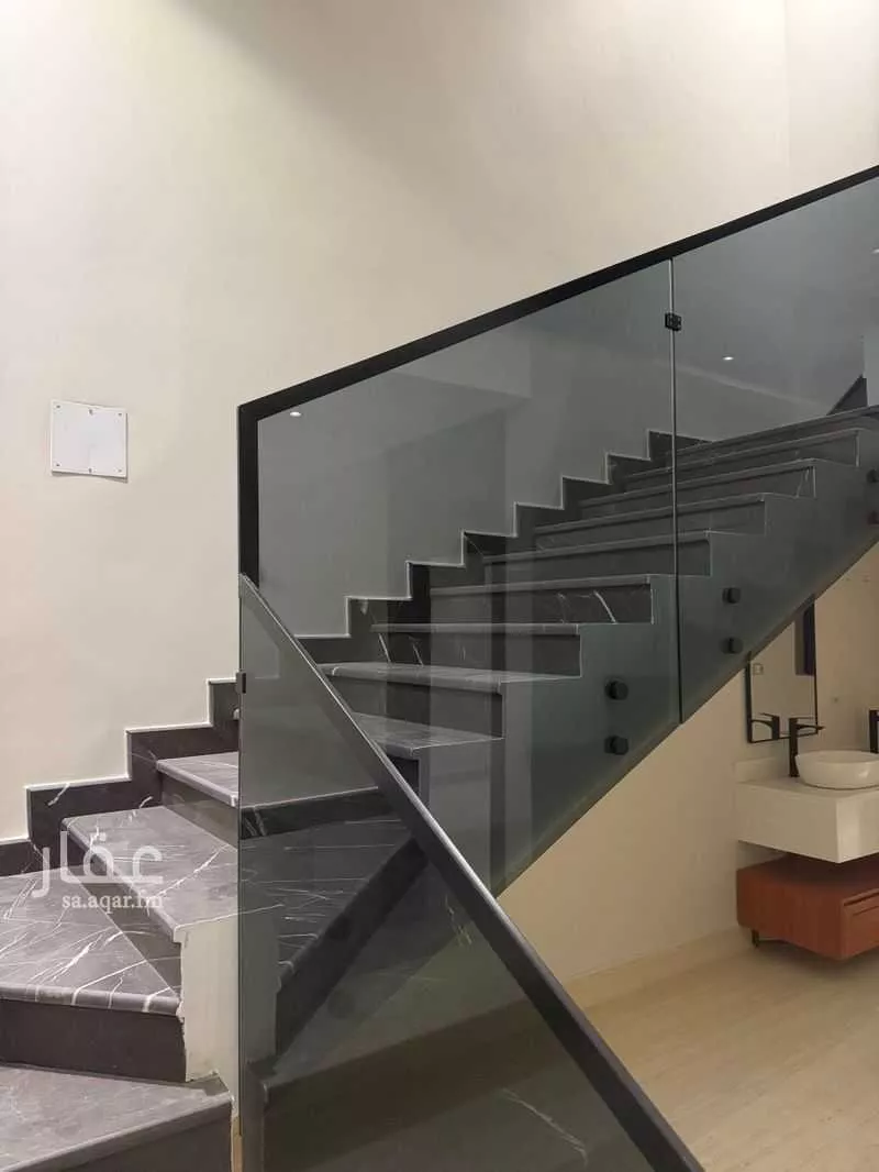 6 bedroom villa in Al Fursan, Eastern Province 8