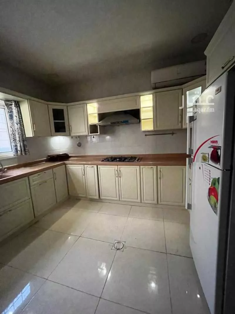 4 bedroom villa in Ash Shulah 2