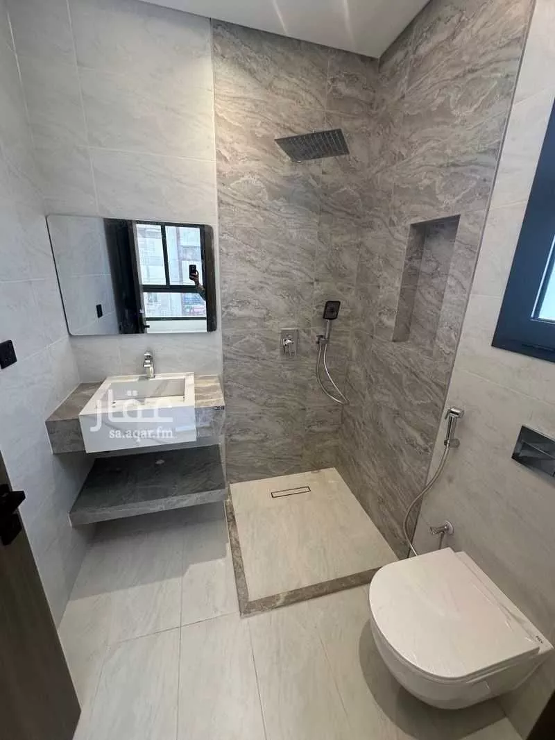 شقة 3 غرف في الروضة 3