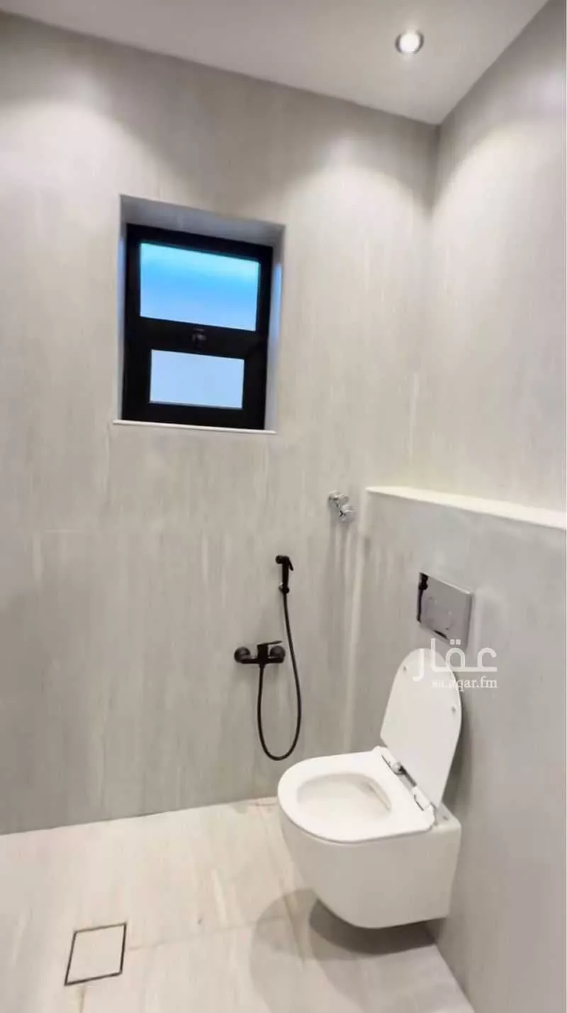 6 bedroom villa in Al Buhairah, Eastern Province 10