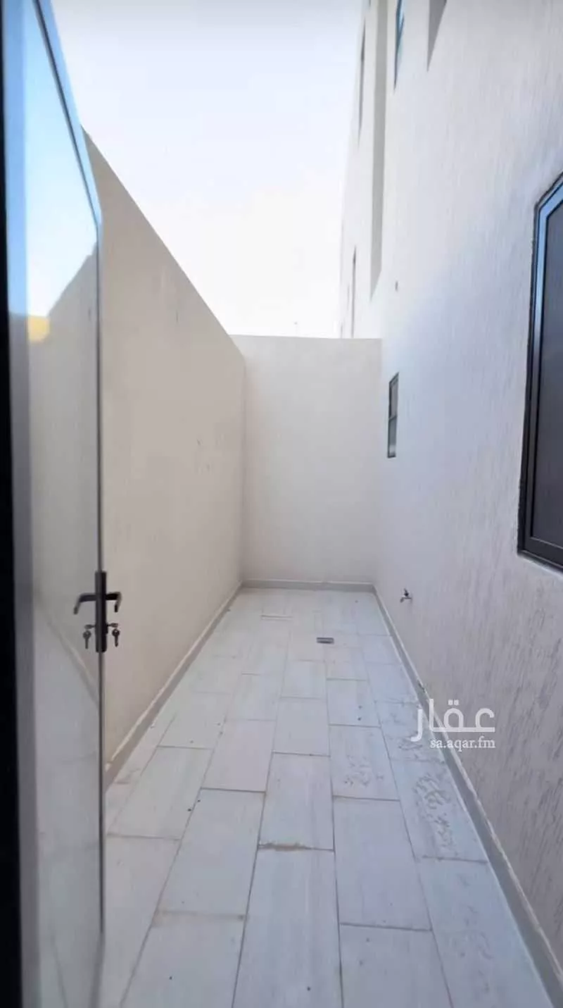 6 bedroom villa in Al Buhairah, Eastern Province 13