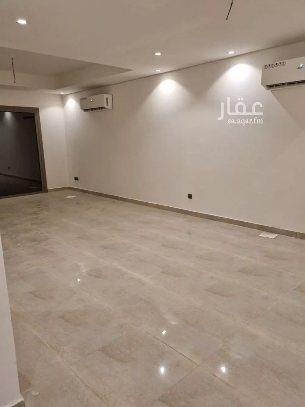 فيلا 5 غرف في النرجس 3