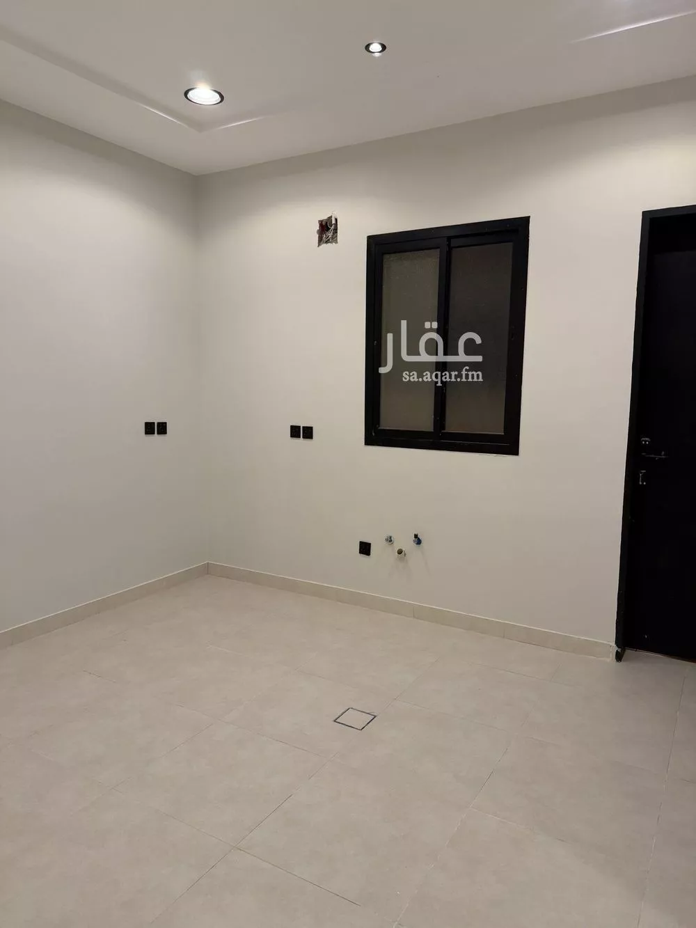 4 bedroom floor in Ash Sharq 1
