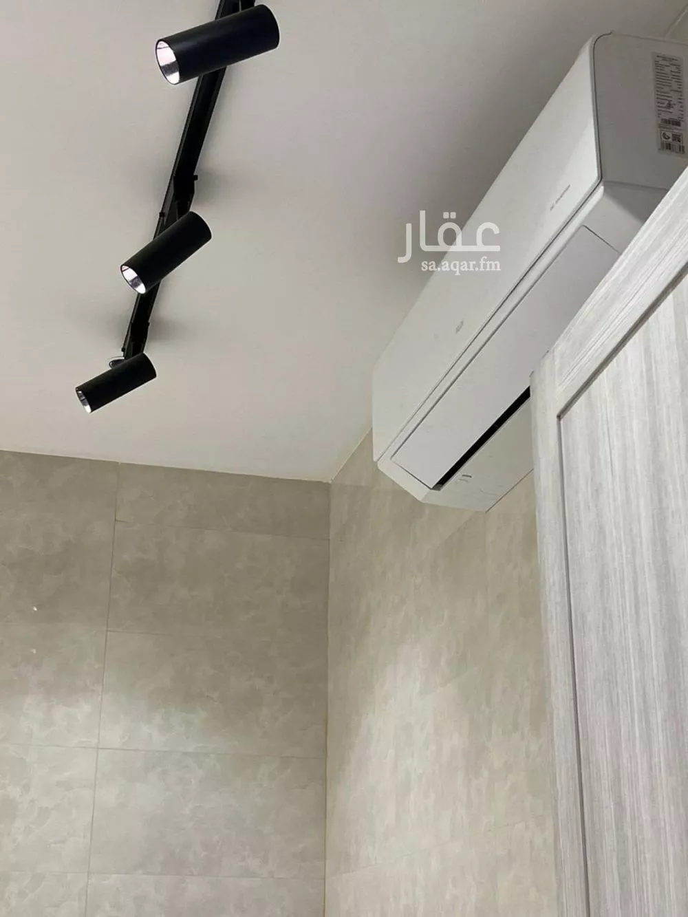 شقة 3 غرف في الروضة 5