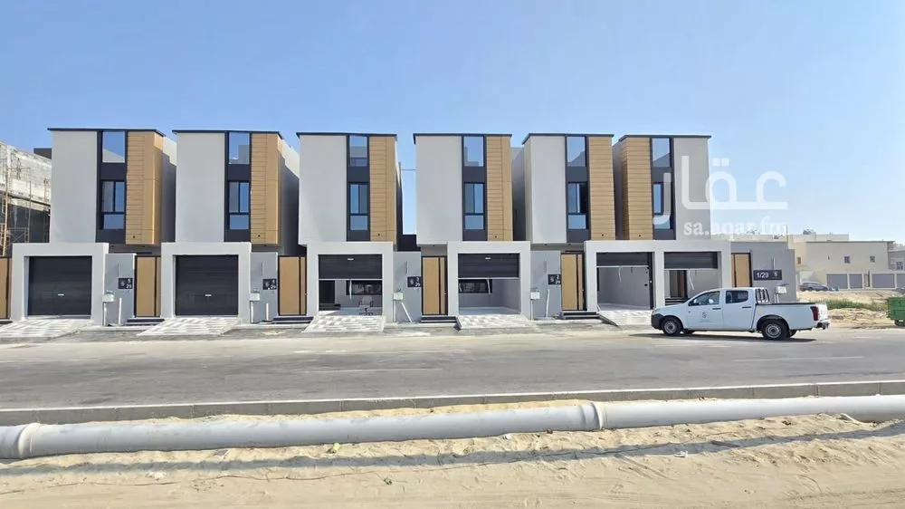 فيلا 5 غرف في الامواج