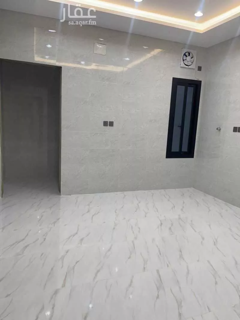 فيلا 5 غرف في القرينة 4