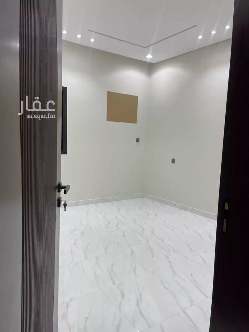 فيلا 5 غرف في القرينة 5