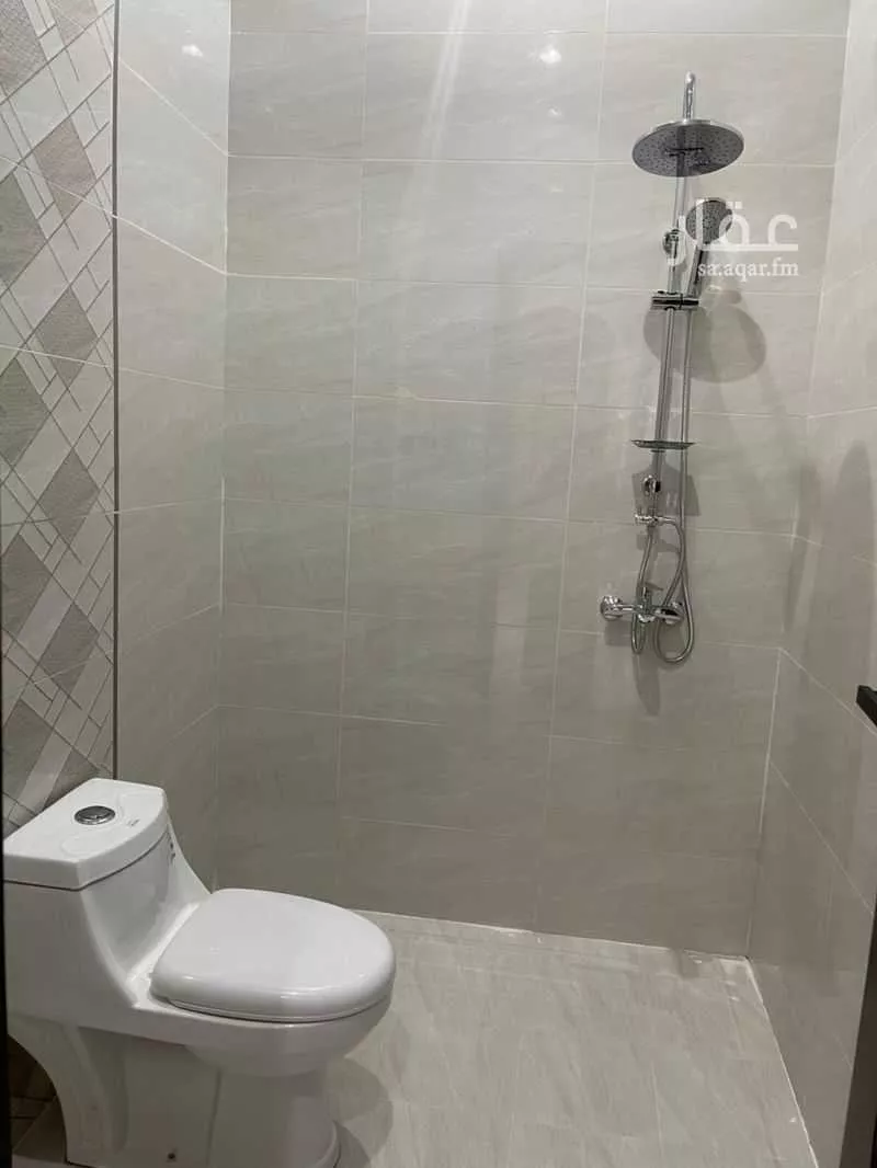 فيلا 5 غرف في القرينة 3