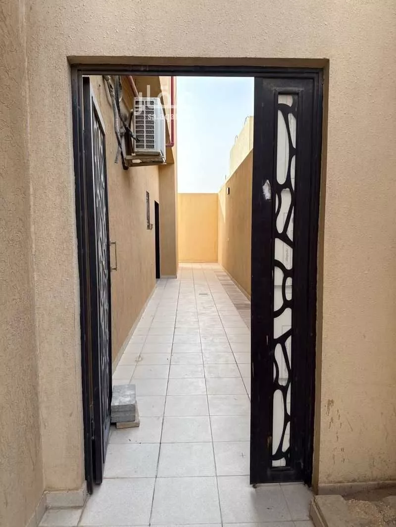 3 bedroom office in Al Mahdiyyah, Riyadh 2