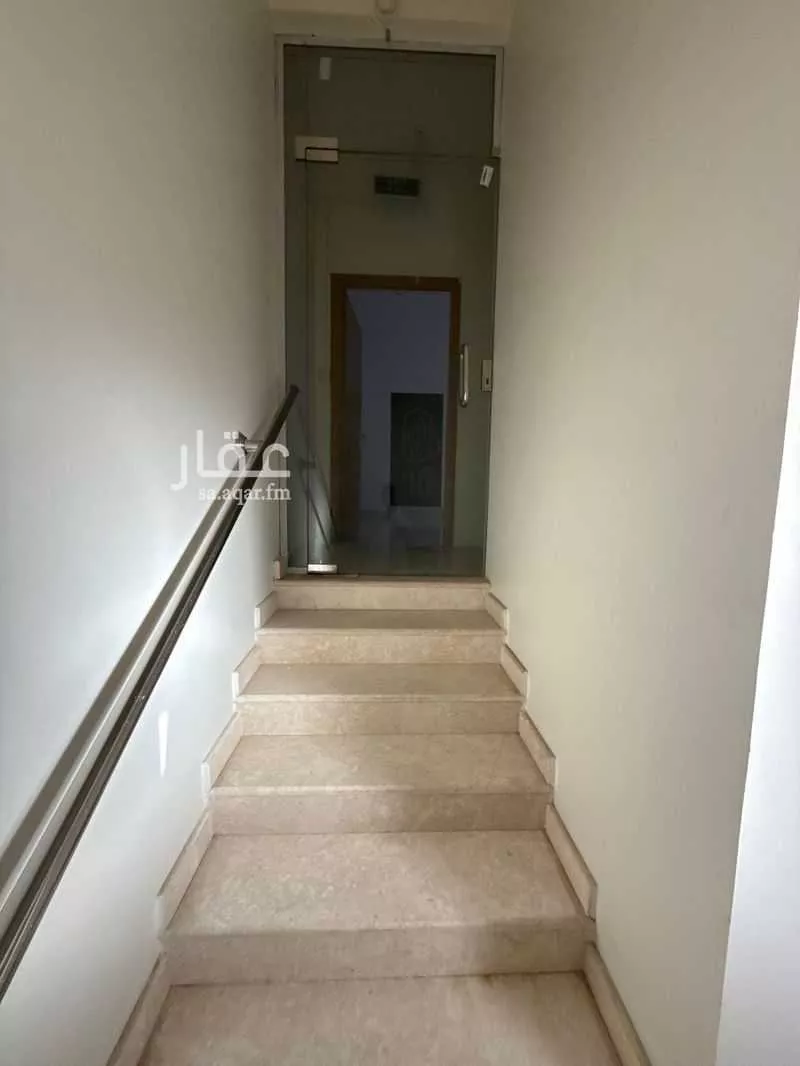 3 bedroom office in Al Mahdiyyah, Riyadh 9