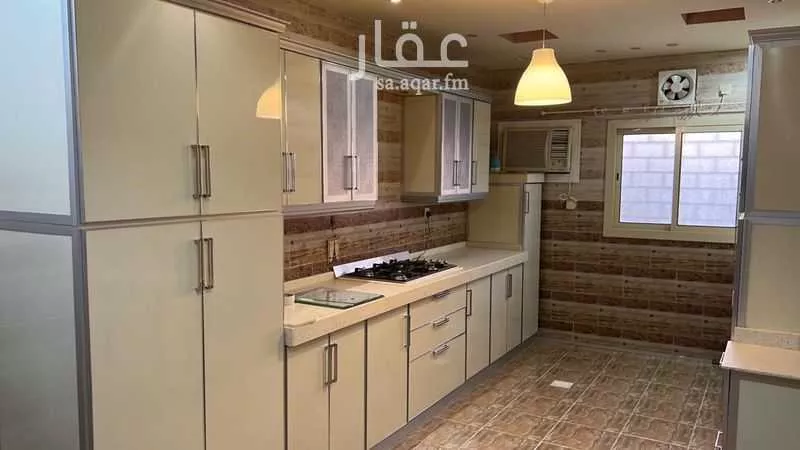 شقة 4 غرف في الشوقية 1