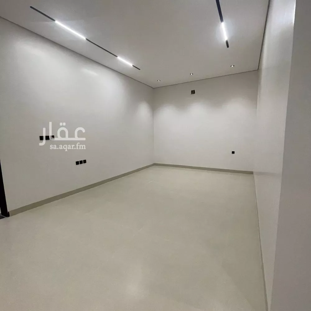 6 bedroom villa in Al Rimal 3