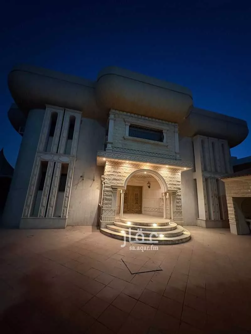 8 bedroom villa in Al Rawdah 1