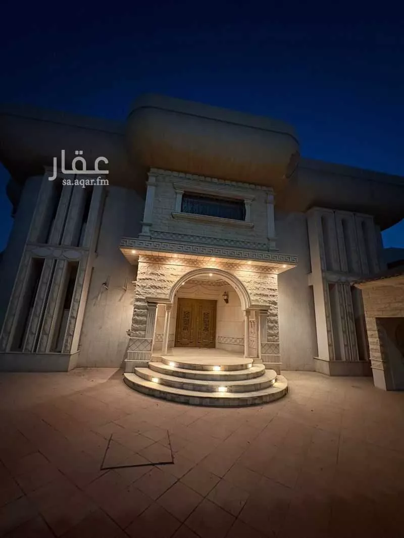 8 bedroom villa in Al Rawdah 3