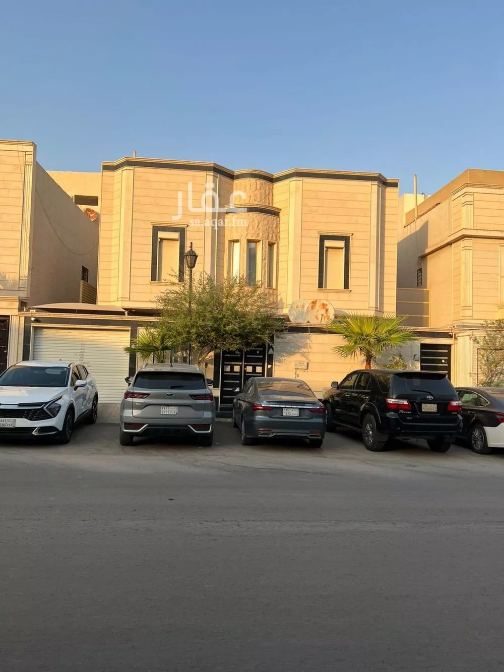 4 bedroom apartment in Al Hazm 1