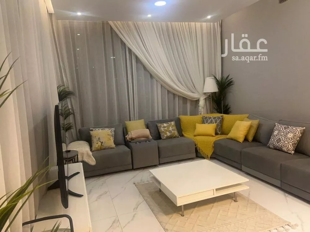 فيلا 7 غرف في الروضة 5