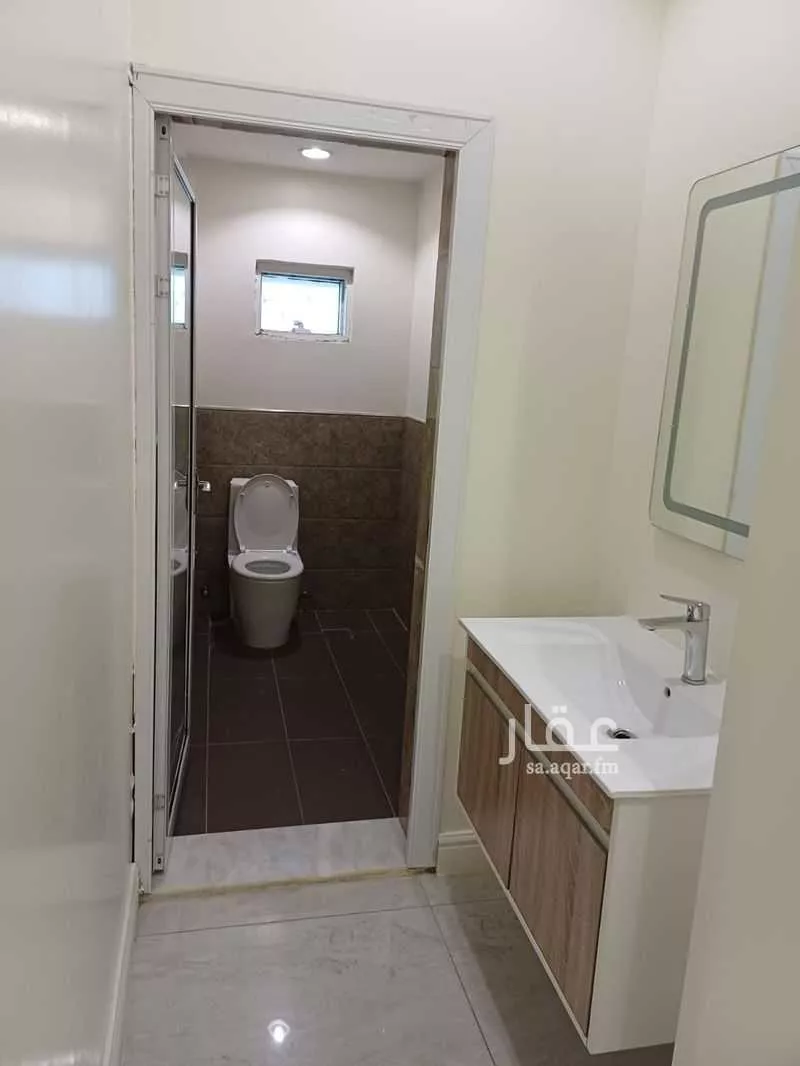 5 bedroom apartment in Laban, Riyadh 10