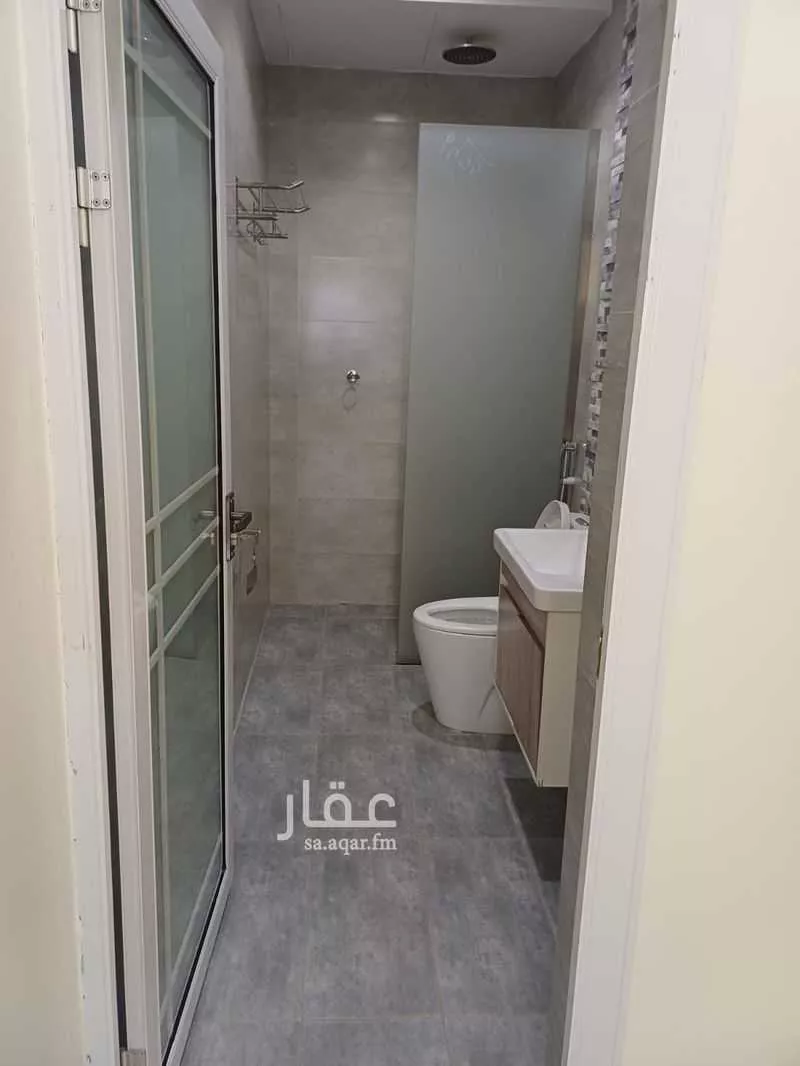 5 bedroom apartment in Laban, Riyadh 5