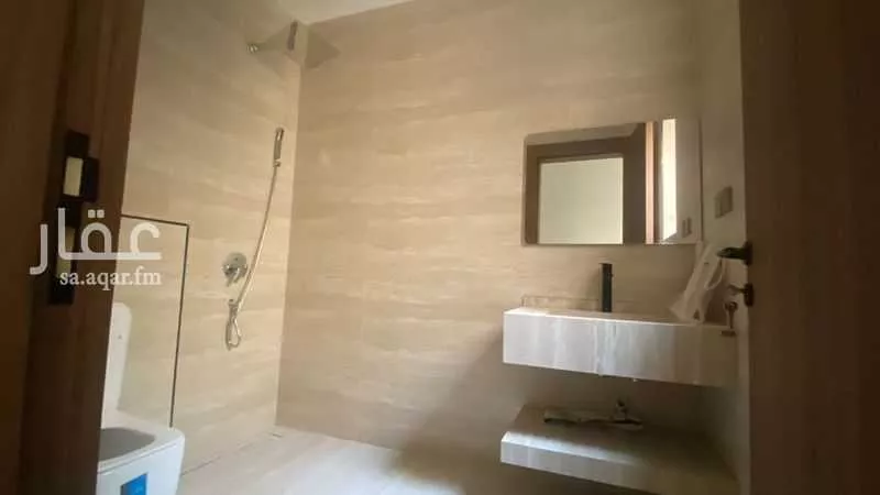 3 bedroom floor in Al Qairawan 3