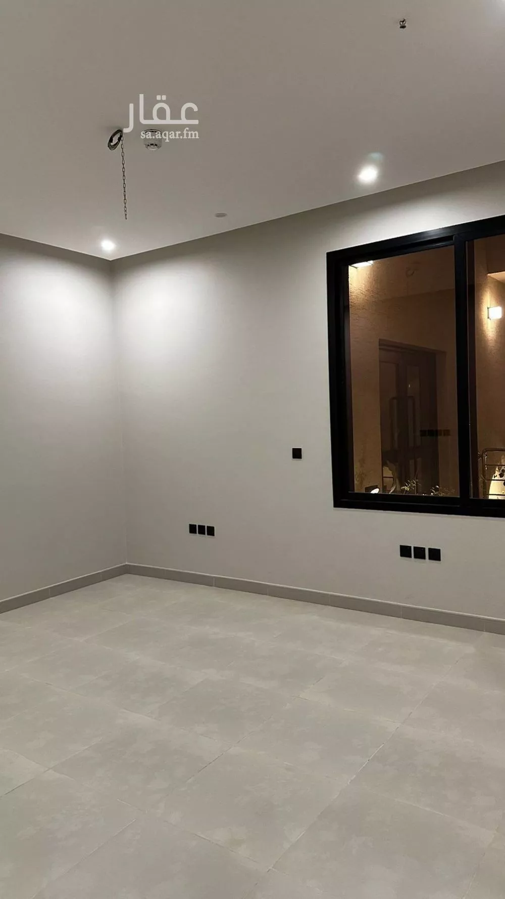 شقة 3 غرف في الرمال 4