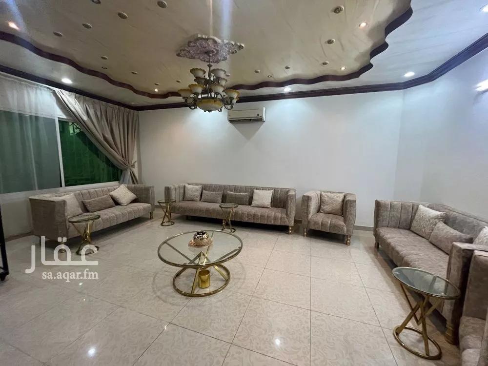 فيلا 6 غرف في الرمال 3