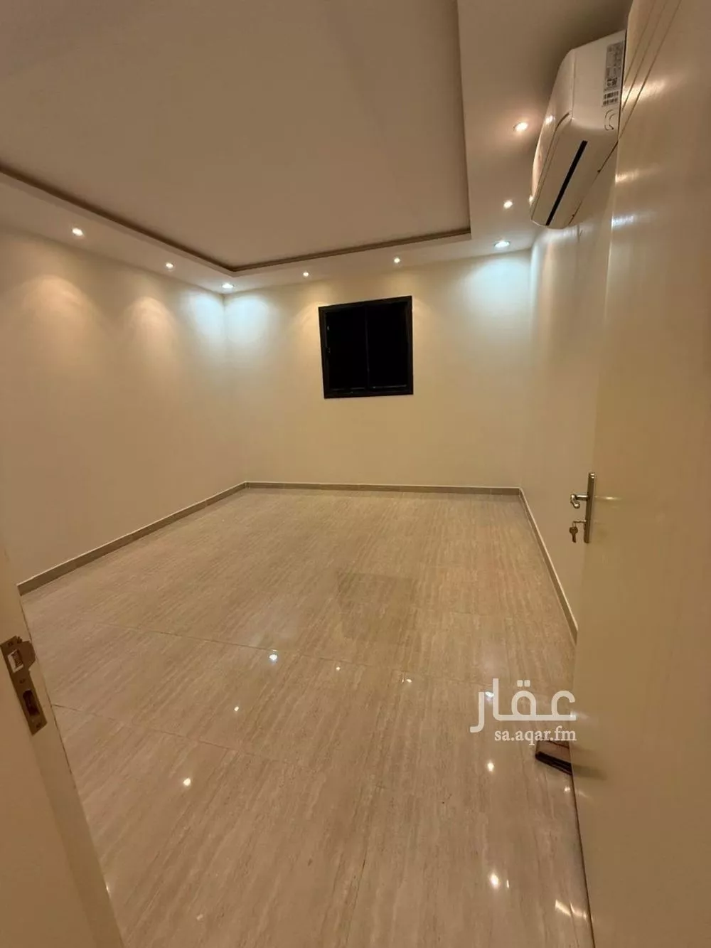 شقة 3 غرف في العارض 1