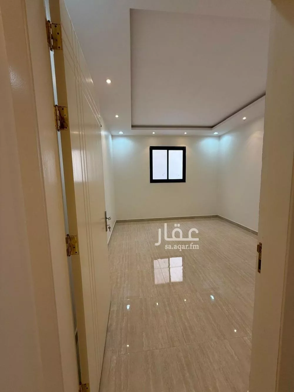 شقة 3 غرف في العارض 4