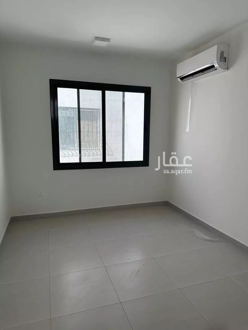 فيلا 5 غرف في الامواج 5