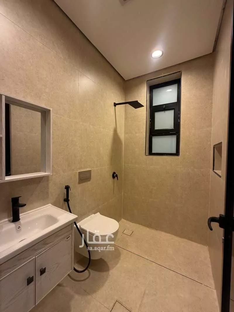 شقة 3 غرف في الحمرا 5