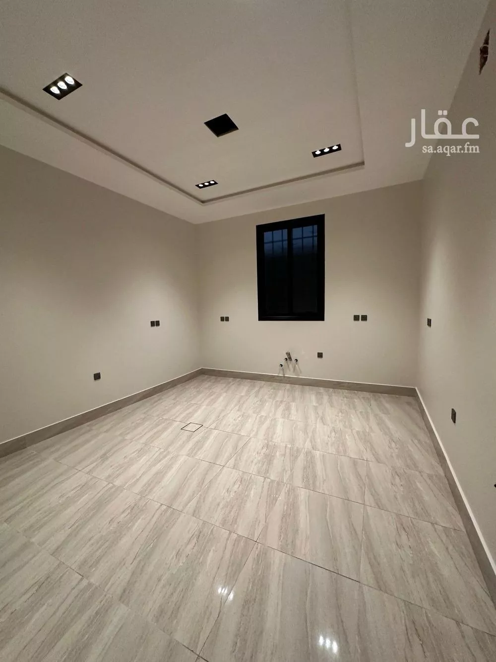 فيلا 5 غرف في الرمال 4