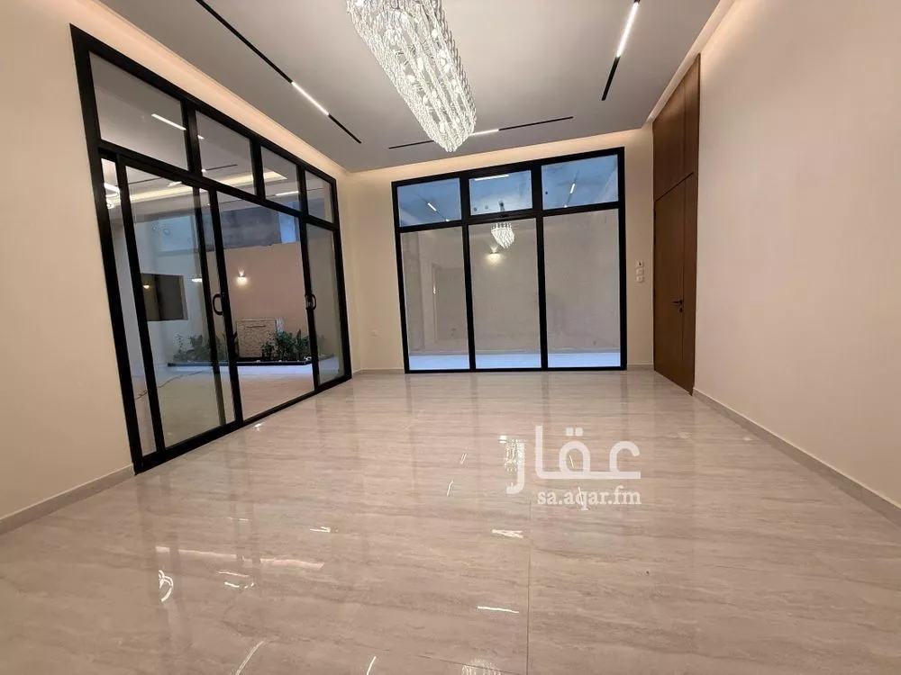 4 bedroom floor in Ash Sharq 5