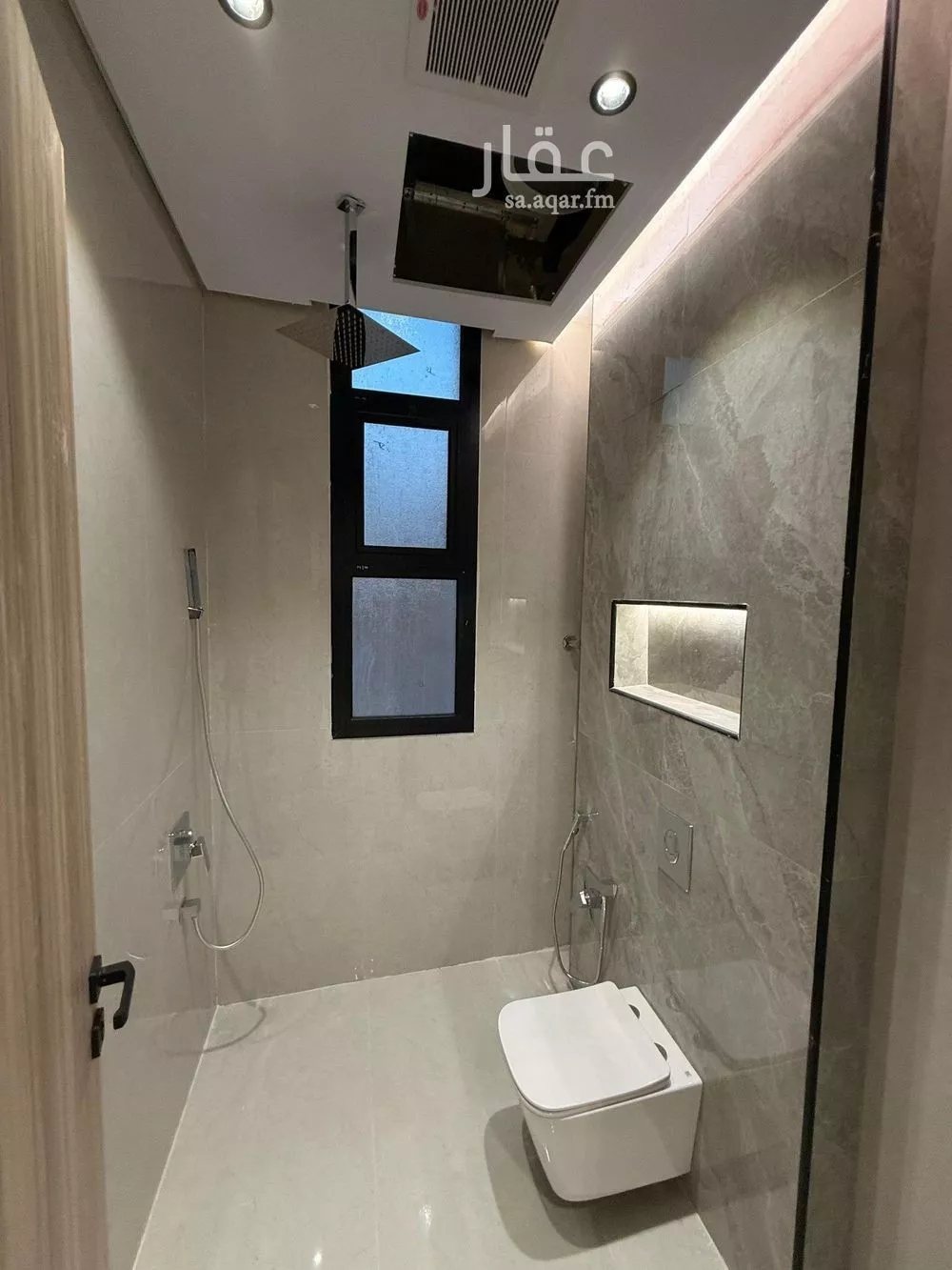 5 bedroom villa in Al Rimal 2