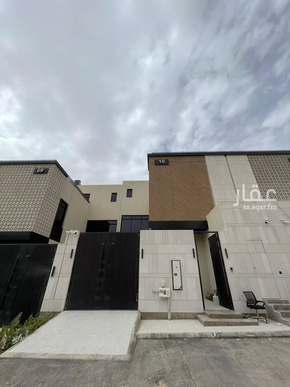 5 bedroom villa in Al Narjis 5