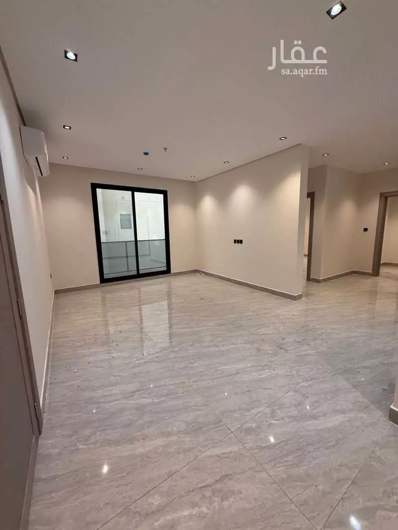 شقة 3 غرف في الحمرا 5