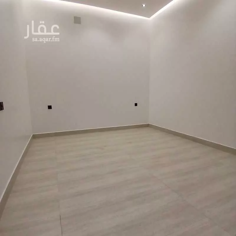 فيلا 7 غرف في العريجاء الغربية 5