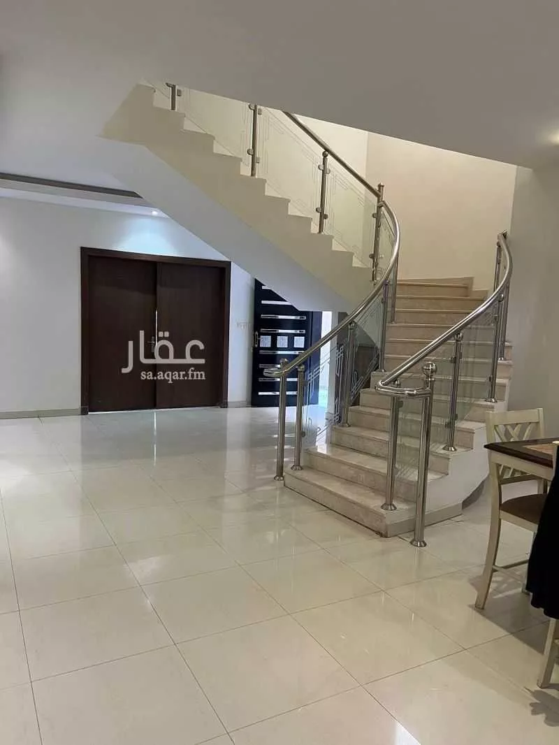 فيلا 4 غرف في الحزم 5