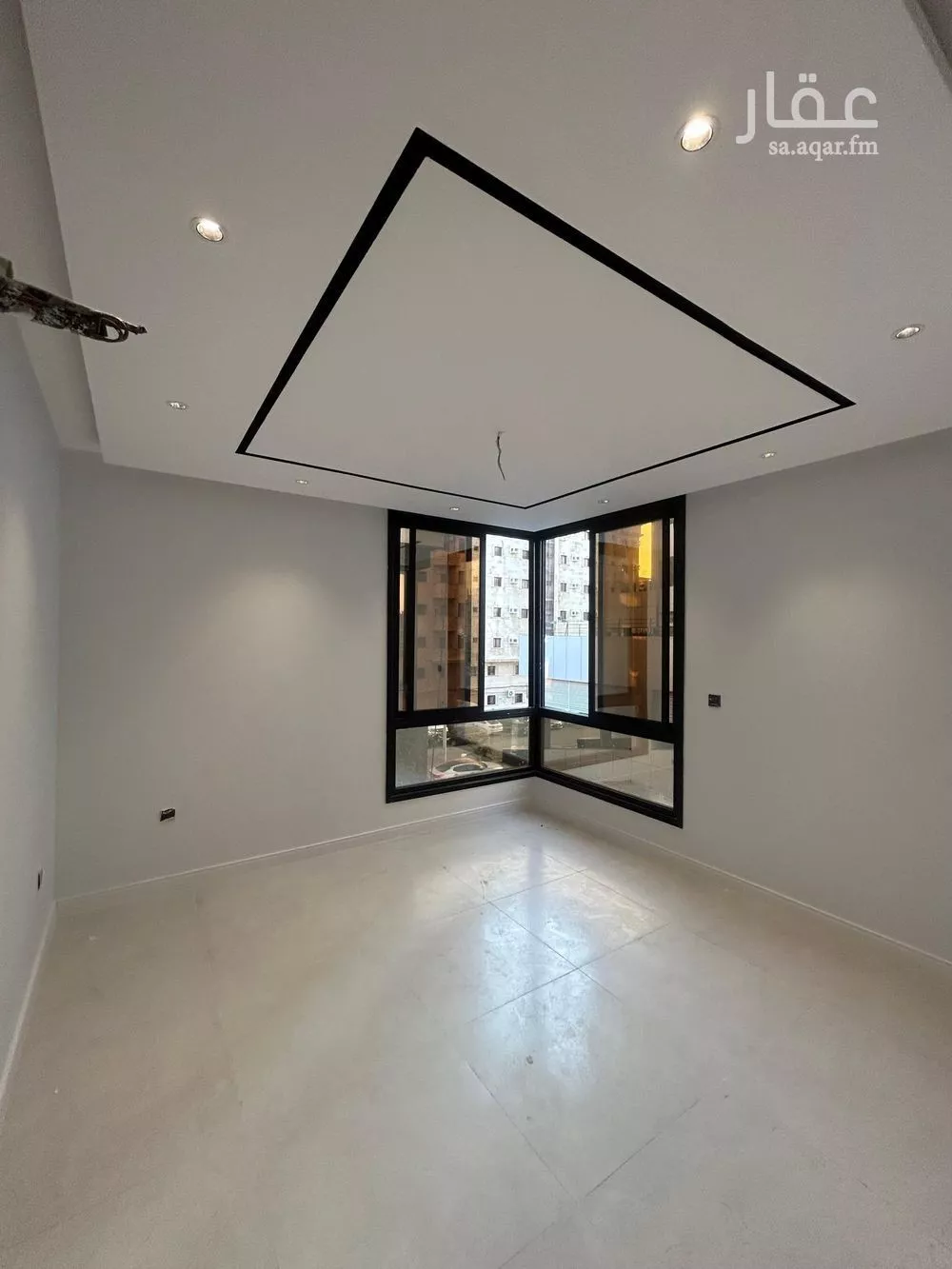 شقة 5 غرف في الفيصلية 4