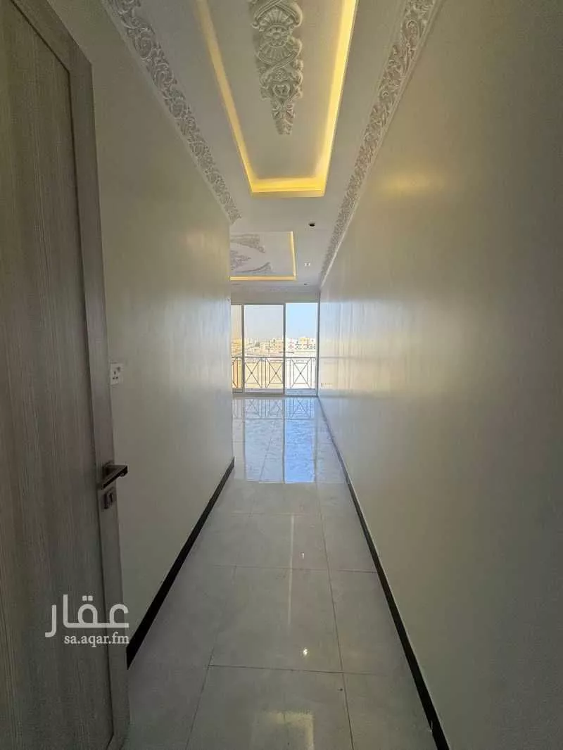 4 bedroom apartment in Al Rawdah, Eastern Province 11