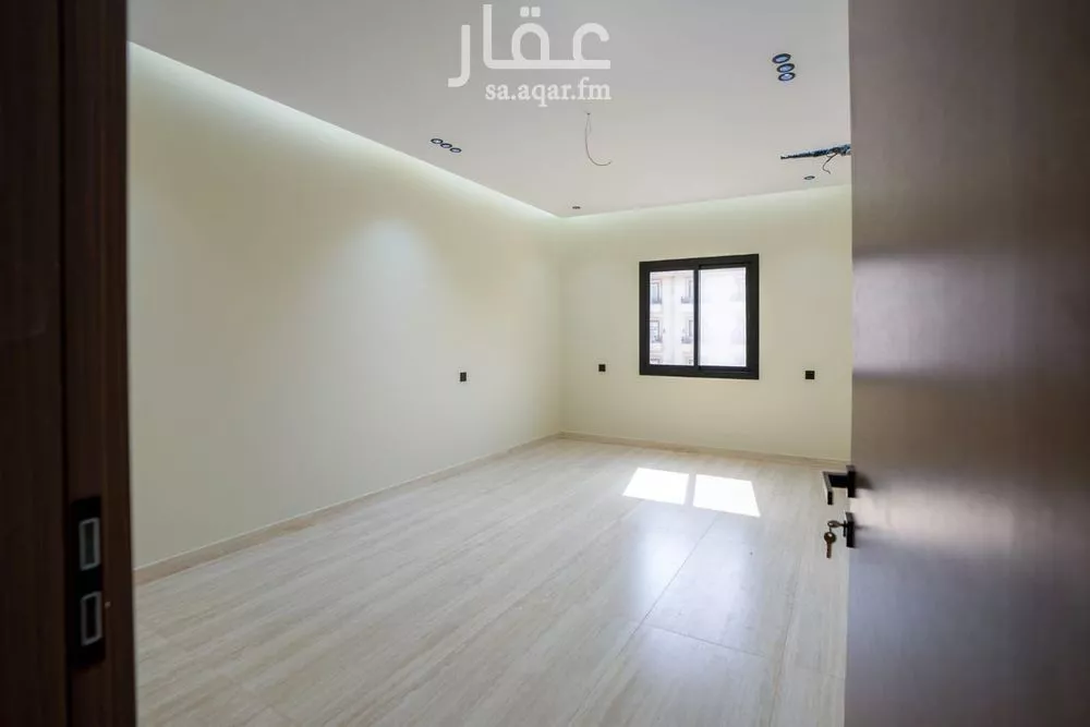 4 bedroom apartment in Al Rawdah 1