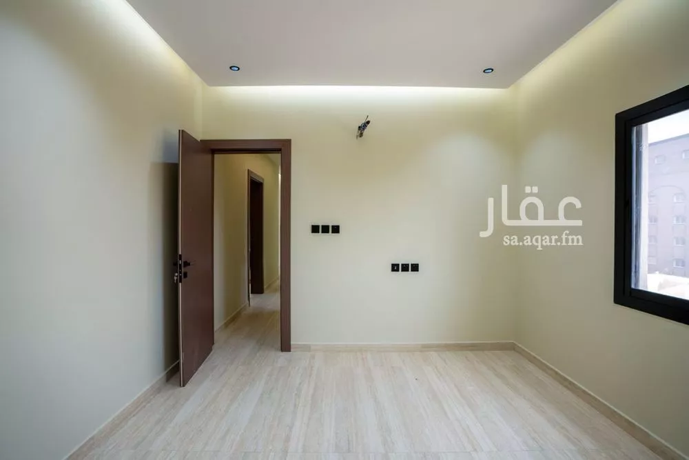 4 bedroom apartment in Al Rawdah 4