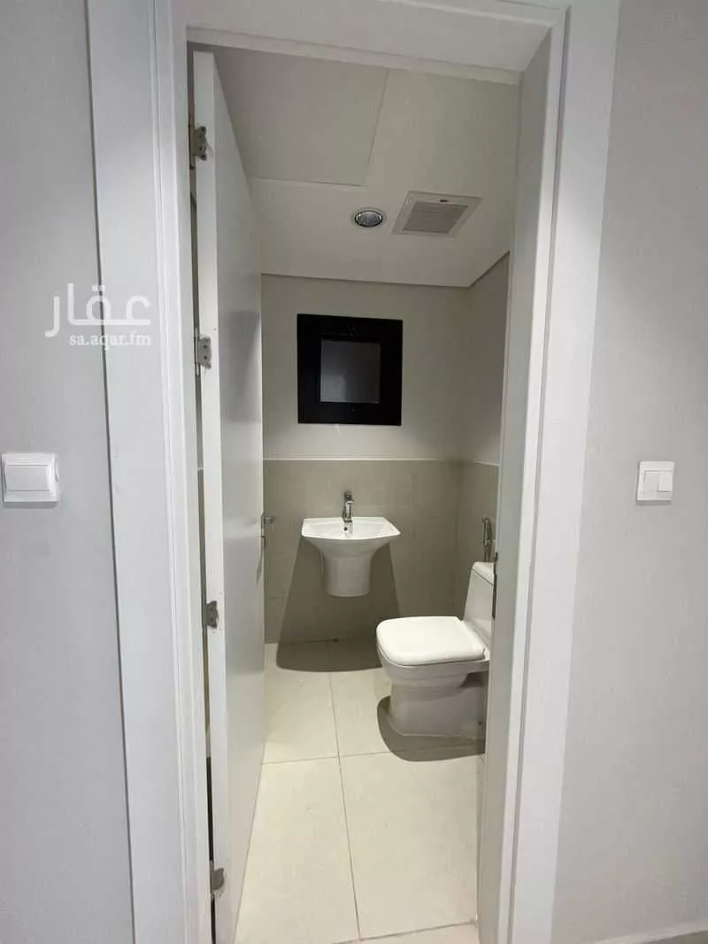 5 bedroom apartment in Al Hamdaniyah, Jeddah 7