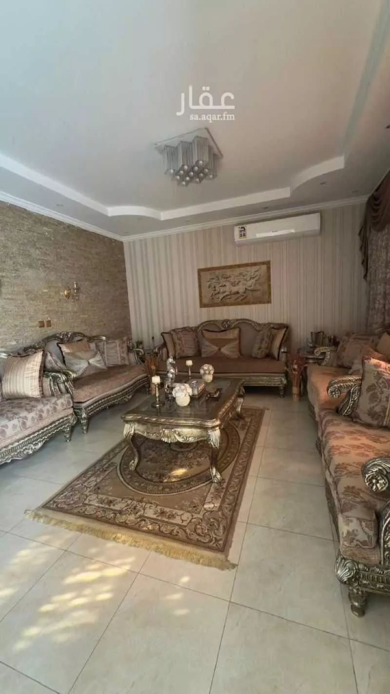 فيلا 5 غرف في طيبة 4