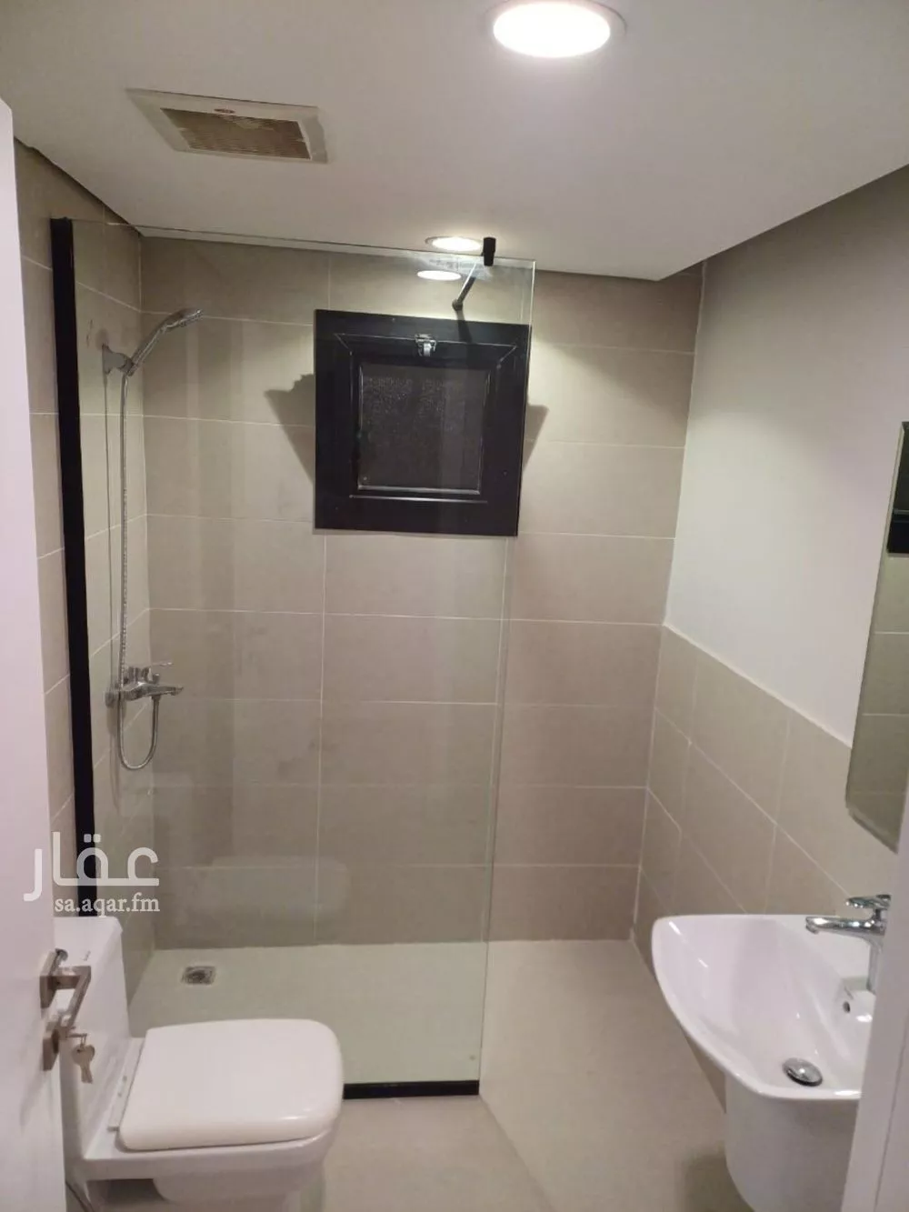 4 bedroom apartment in Al Hamdaniyah, Jeddah 12