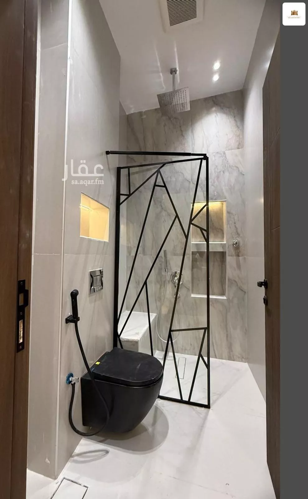 6 bedroom villa in Al Quraynah, Jeddah 15