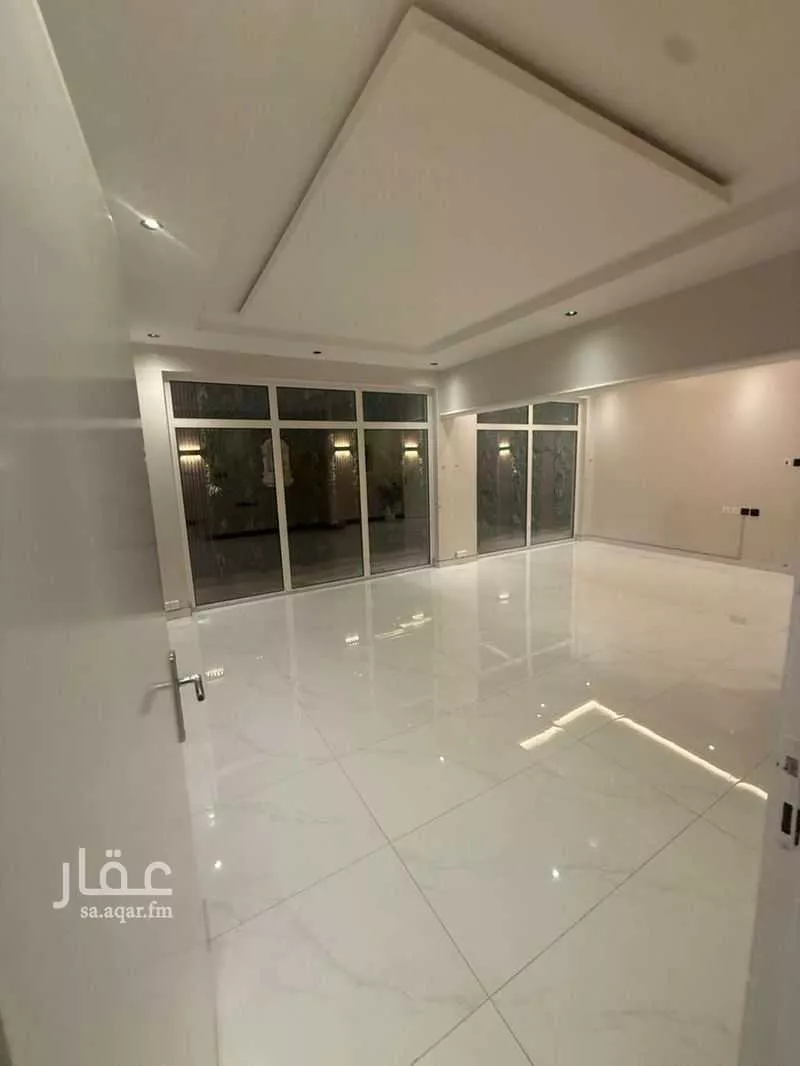 அடுக்குமாடி in المونسية